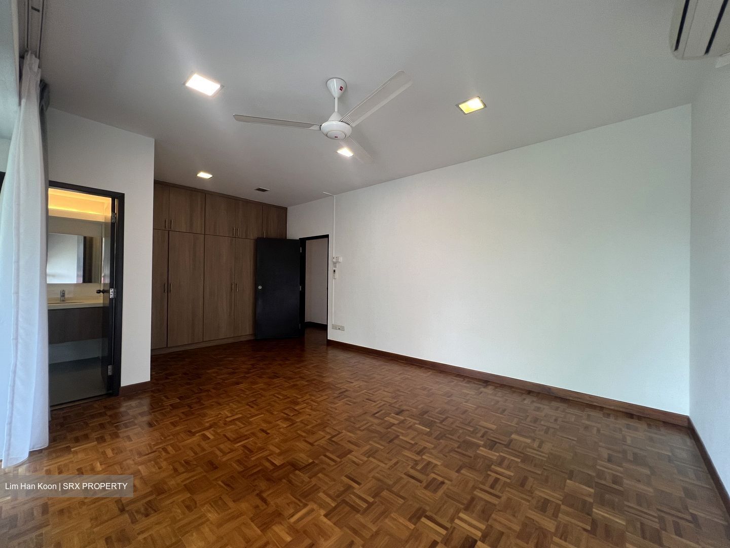 Watten Estate Condominium (D11), Condominium #560178101